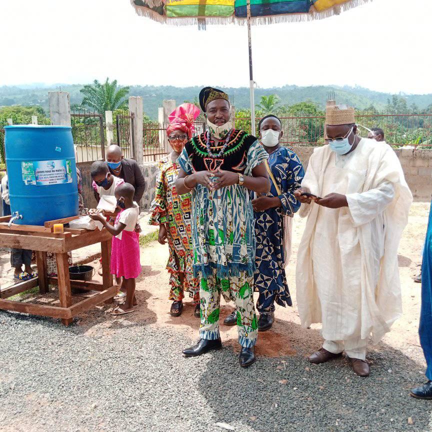 Portrait de sa Majesté Djampou Tchatchouang Anick Julio Roi des Bangoua